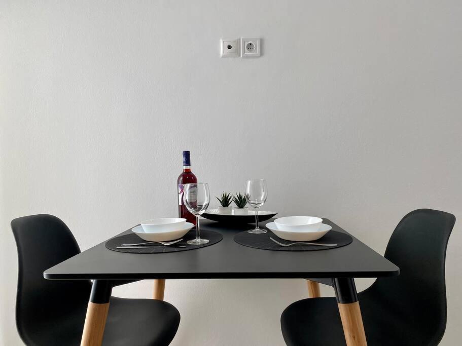Modern & Cozy Apartment In The Heart Of Kos '9' ภายนอก รูปภาพ